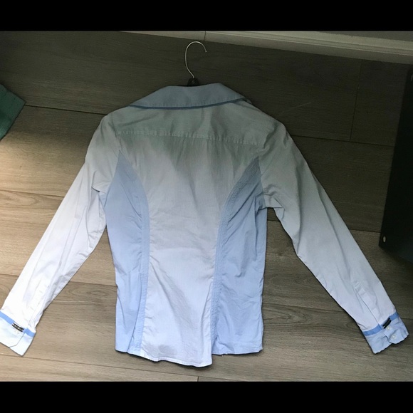 Express Essential Button Down - Picture 3 of 3